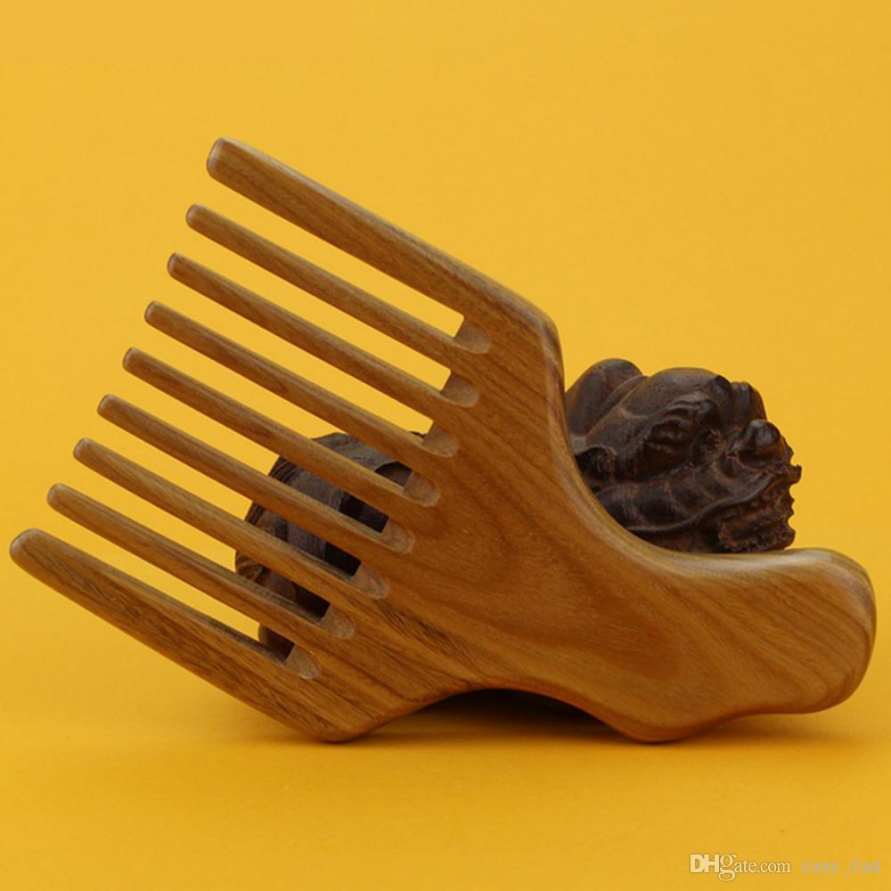 Wood comb-4c7dbb458e289ab5cc320187408eb25c