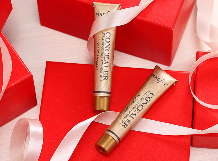 Liquid foundation concealer-8269ec1e265461e67f0ee90cbe93f3c6