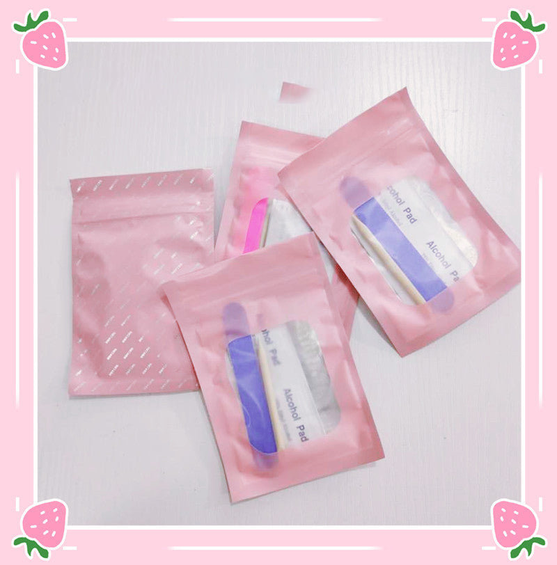 Nail care kit-40105a686710eb4ce95901c076412eb0