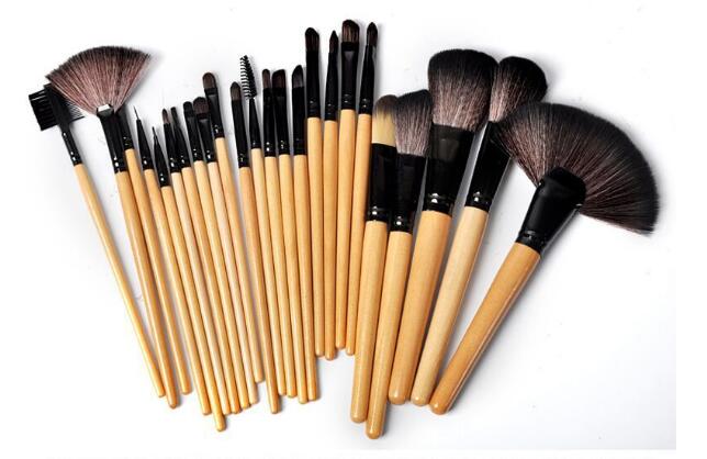 Gift Bag Of 24 Pcs Makeup Brush Sets Professional Cosmetics Brushes Eyebrow Powder Foundation Shadows Pinceaux Make Up Tools-ceb026db002c8888205bcb94da814be6