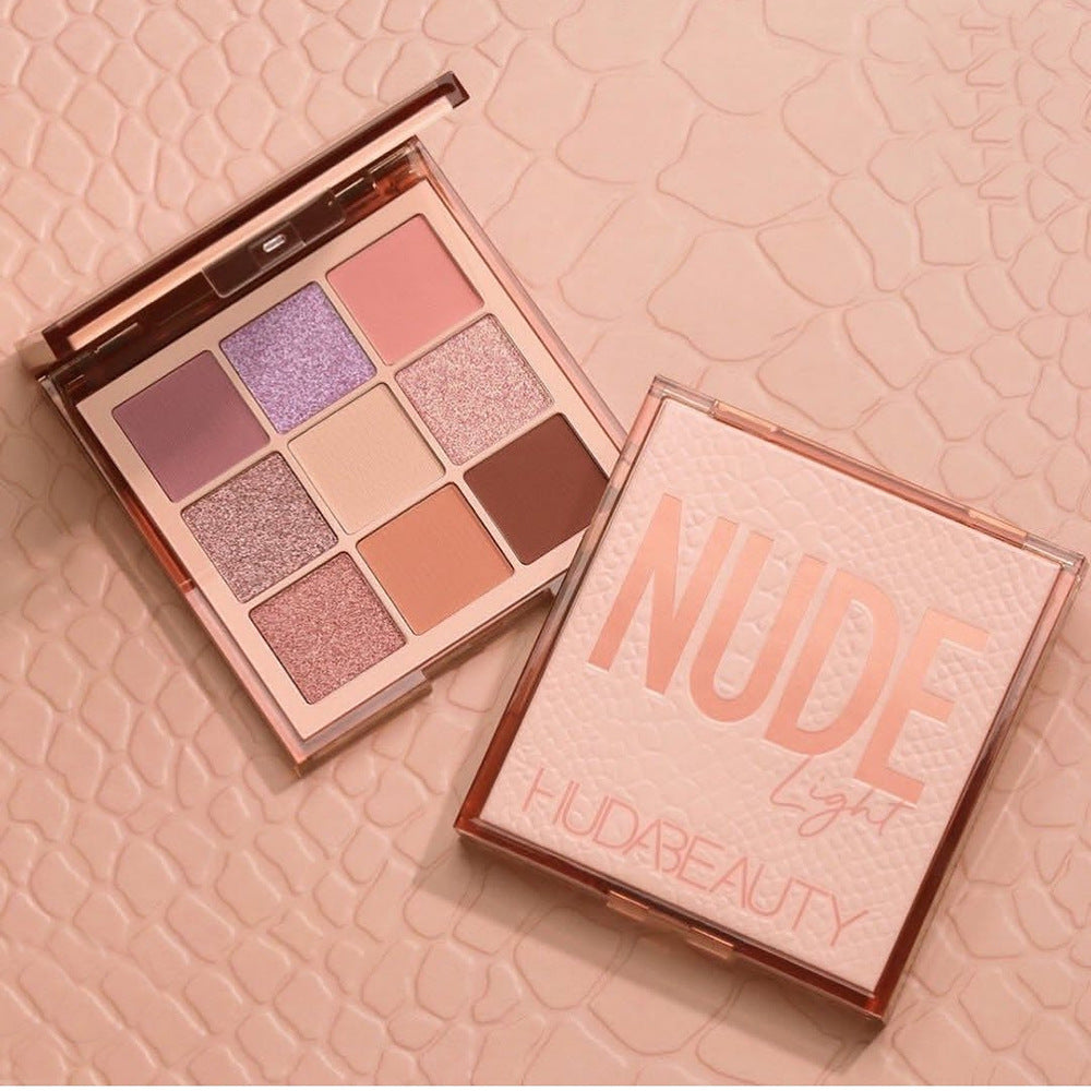 Striae Eyeshadow NUDE Rich Medium Light-1ac3e5766dd5c1ad9bbb93f3c0a4e8f6