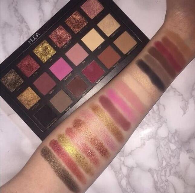 18 color eye shadow-d796907bcbd583dea2d96b0b905f717a