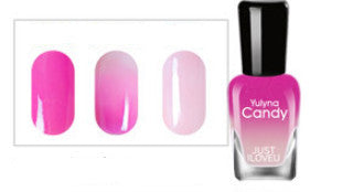 Oily warming nail polish-bd1b84baa5b86ca497896706a58f7c84