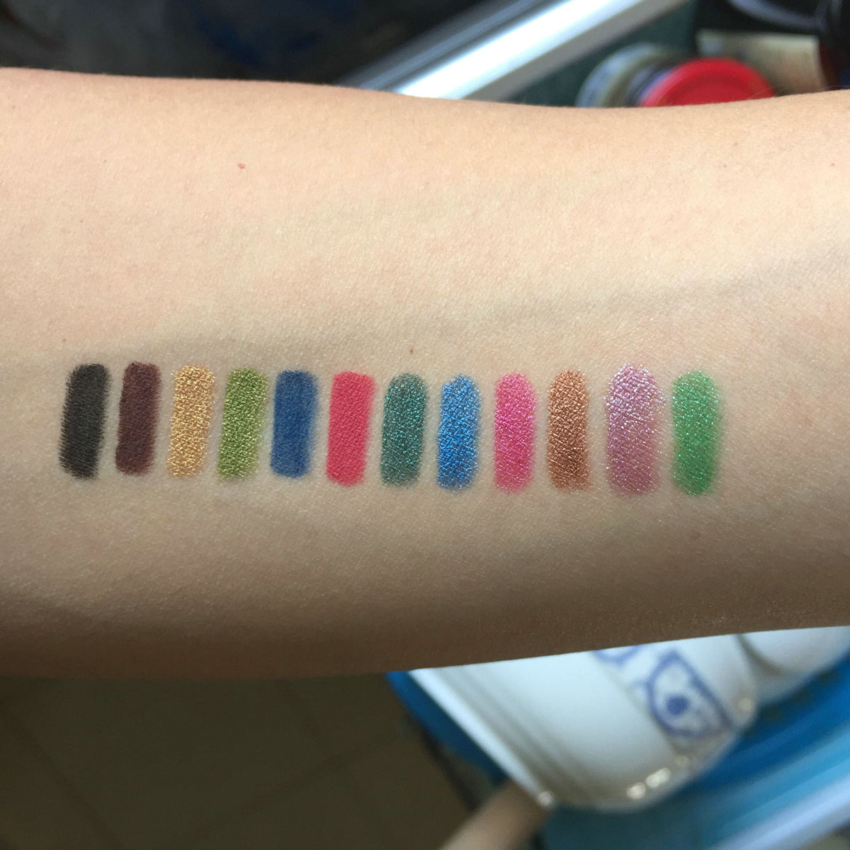 Cosmetics 12 Colors Glitter Lip liner Eye Shadow Eyeliner Pencil Pen Makeup-31664d5a824511cf6075a32d1546e6a3