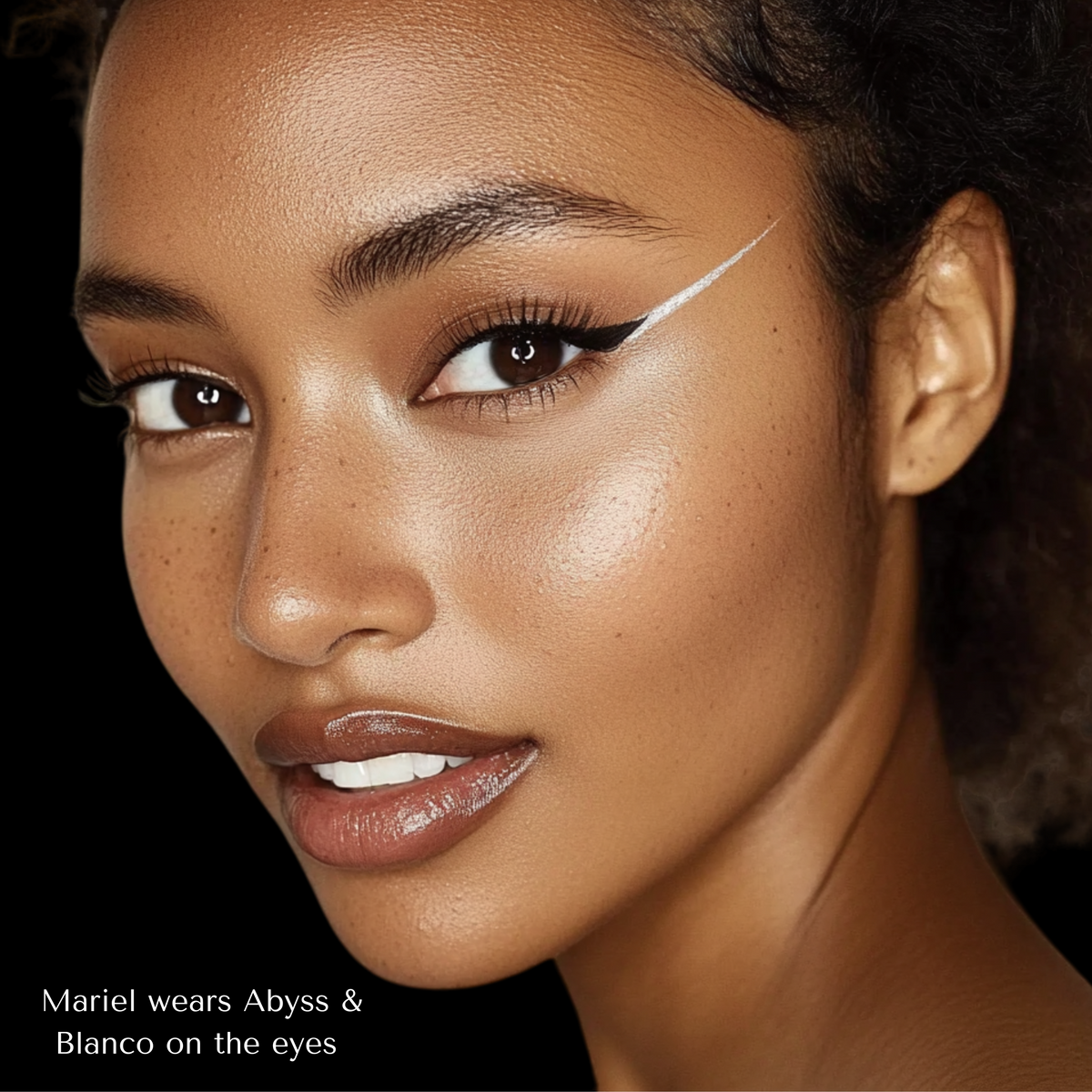 Ashunta Sheriff Beauty Precision Vegan Liner Pen-Ashunta Sheriff Beauty Precision Vegan Liner Pen