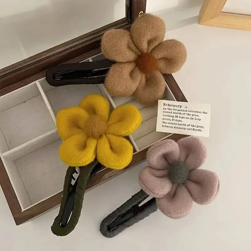 2-Pack: Gorgeous Plush Flower Hairpin-2-Pack: Gorgeous Plush Flower Hairpin