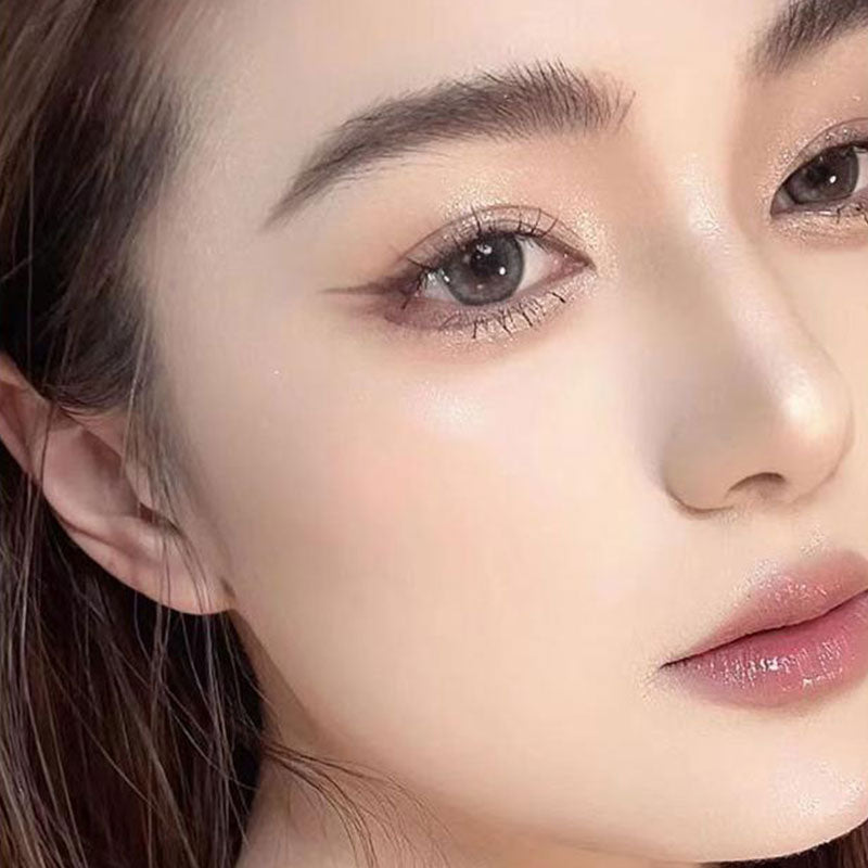 Very Fine Liquid Eyebrow Pencil Which Is Not Easy To Make Up-2f2787908b13073c98ae9b0e3417aefc
