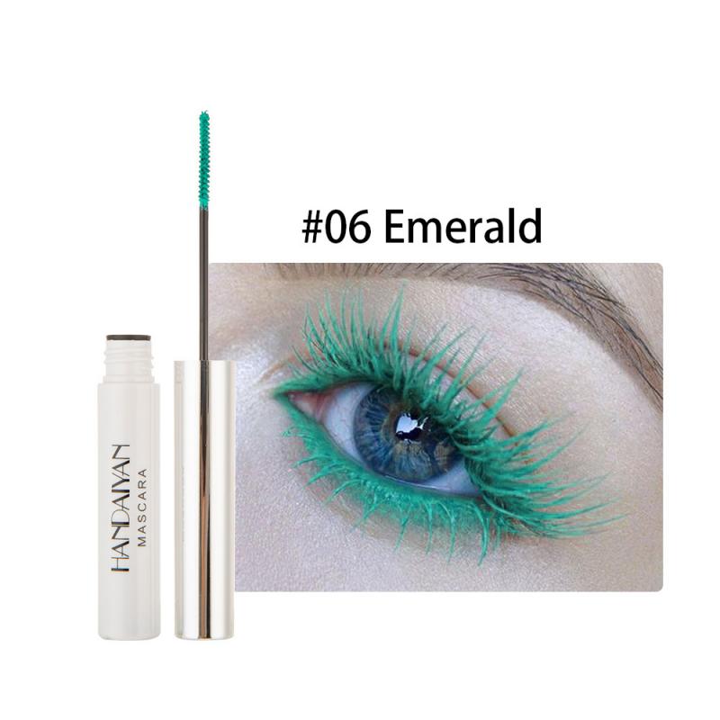 Color mascara for thick curls-d4d9dde3b71979ba47ba531ab67a1a96