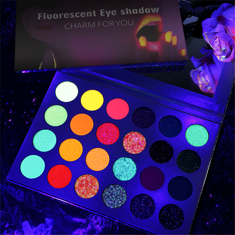 Lasting Glow Eyeshadow UV Glow in The Dark-abd1079763301fd0eef65ec8b50f51ed
