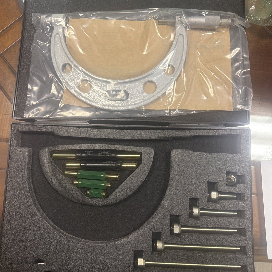 Mitutoyo 104-137 0-6" .001" Interchangeable Anvil Micrometer Set w/Standards-Mitutoyo 104-137 0-6" .001" Interchangeable Anvil Micrometer Set w/Standards
