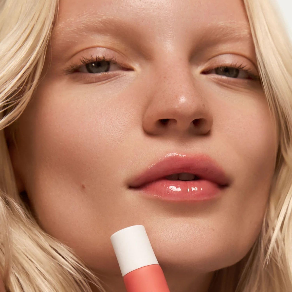 Summer Fridays Lip Butter Balm - Moisturizing Lip Gloss for Instant Shine + Sheer Color - With Nourishing Shea Butter - Everyday Makeup + Skin Care Summer Essentials - Vegan - Pink Sugar (.5 Oz)-Summer Fridays Lip Butter Balm - Moisturizing Lip Gloss for Instant Shine + Sheer Color - With Nourishing Shea Butter - Everyday Makeup + Skin Care Summer Essentials - Vegan - Pink Sugar (.5 Oz)