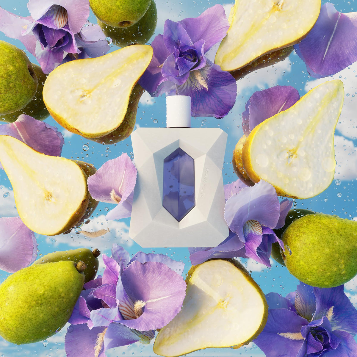 Ariana Grande God is a Woman Eau de Parfum – Fruity Musk Fragrance for Women – Women's Perfume with Notes of Orris, Pear, Vanilla & Cedarwood-Ariana Grande God is a Woman Eau de Parfum – Fruity Musk Fragrance for Women – Women's Perfume with Notes of Orris, Pear, Vanilla & Cedarwood