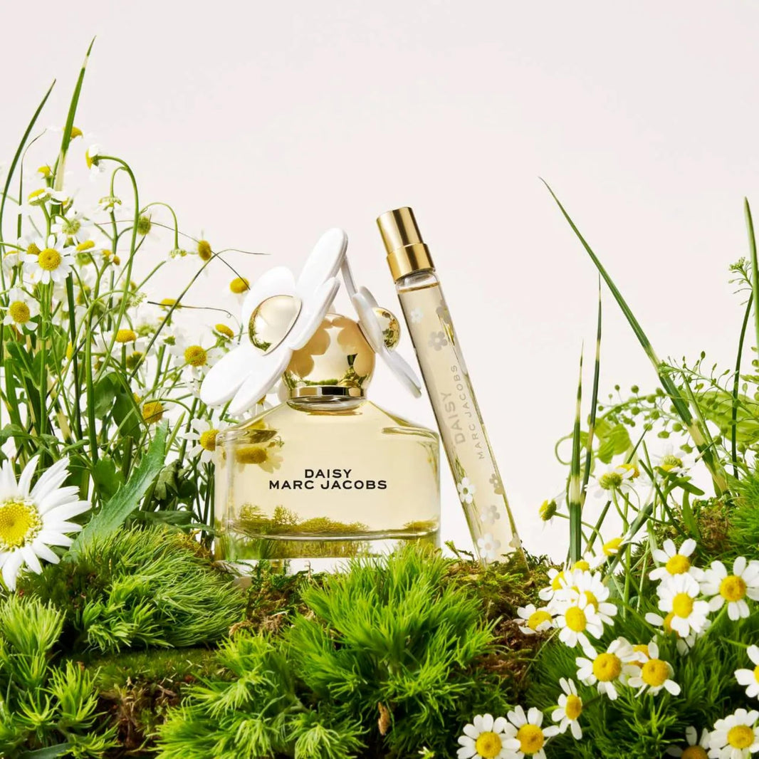 Marc Jacobs Daisy Eau de Toilette – Radiant Floral Women's Perfume – With Notes of Wild Berries-Marc Jacobs Daisy Eau de Toilette – Radiant Floral Women's Perfume – With Notes of Wild Berries