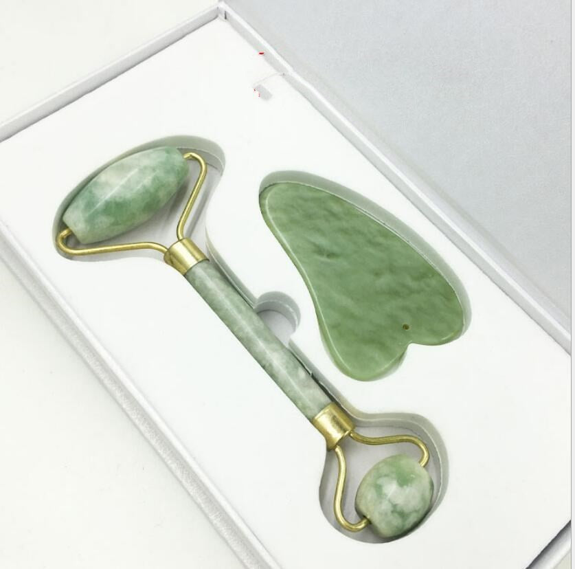 Jade Roll Massager Relieves Facial Tension-6a9fad321e77d428edb5d021c3a37e9a