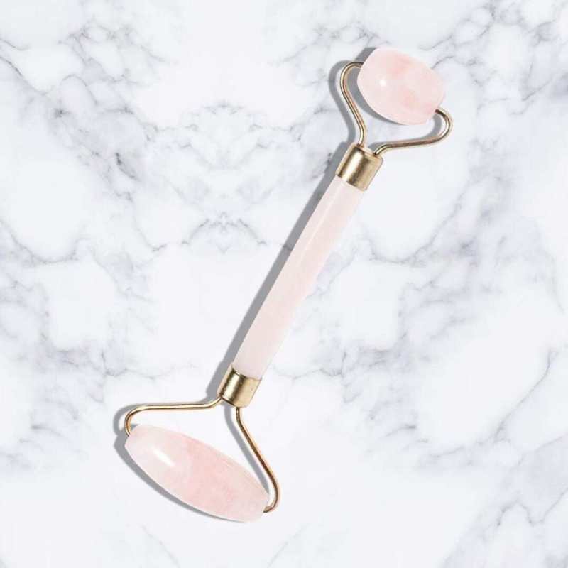 Jade Roll Massager Relieves Facial Tension-40bfe81a307e57e986e04fa6b0f59e10