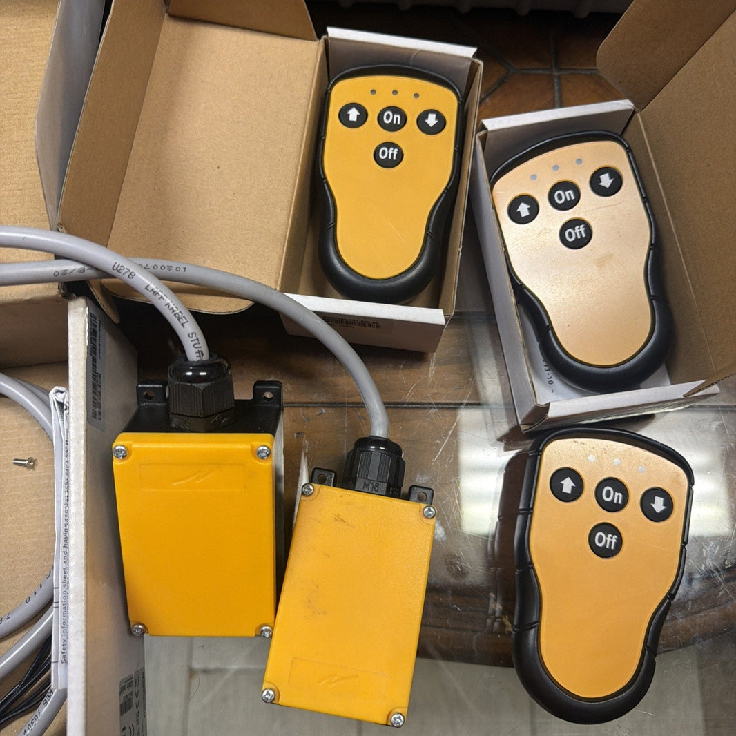 Tele Radio Wireless Remote System R17-01 x2 + T13-06 x3 Set-Tele Radio Wireless Remote System R17-01 x2 + T13-06 x3 Set