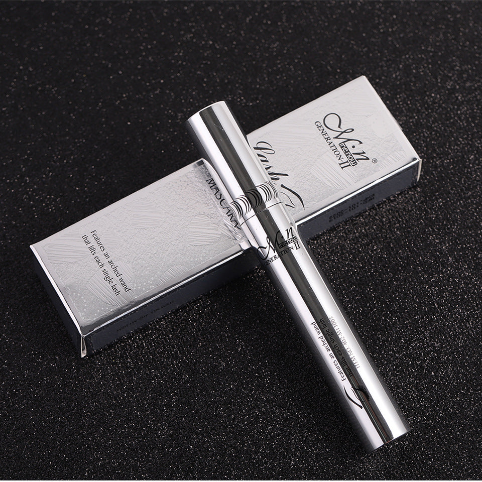 Thick and waterproof mascara-137b33fdcc77dfc586f520a520c37829