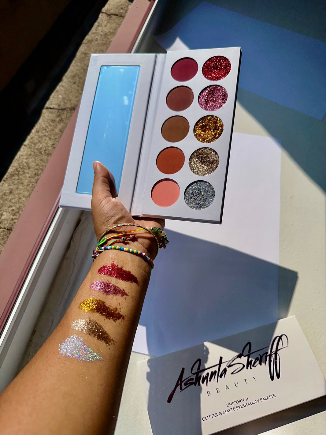 Ashunta Sheriff Beauty Unicorn II Glitter & Matte Shadow Palette-Ashunta Sheriff Beauty Unicorn II Glitter & Matte Shadow Palette