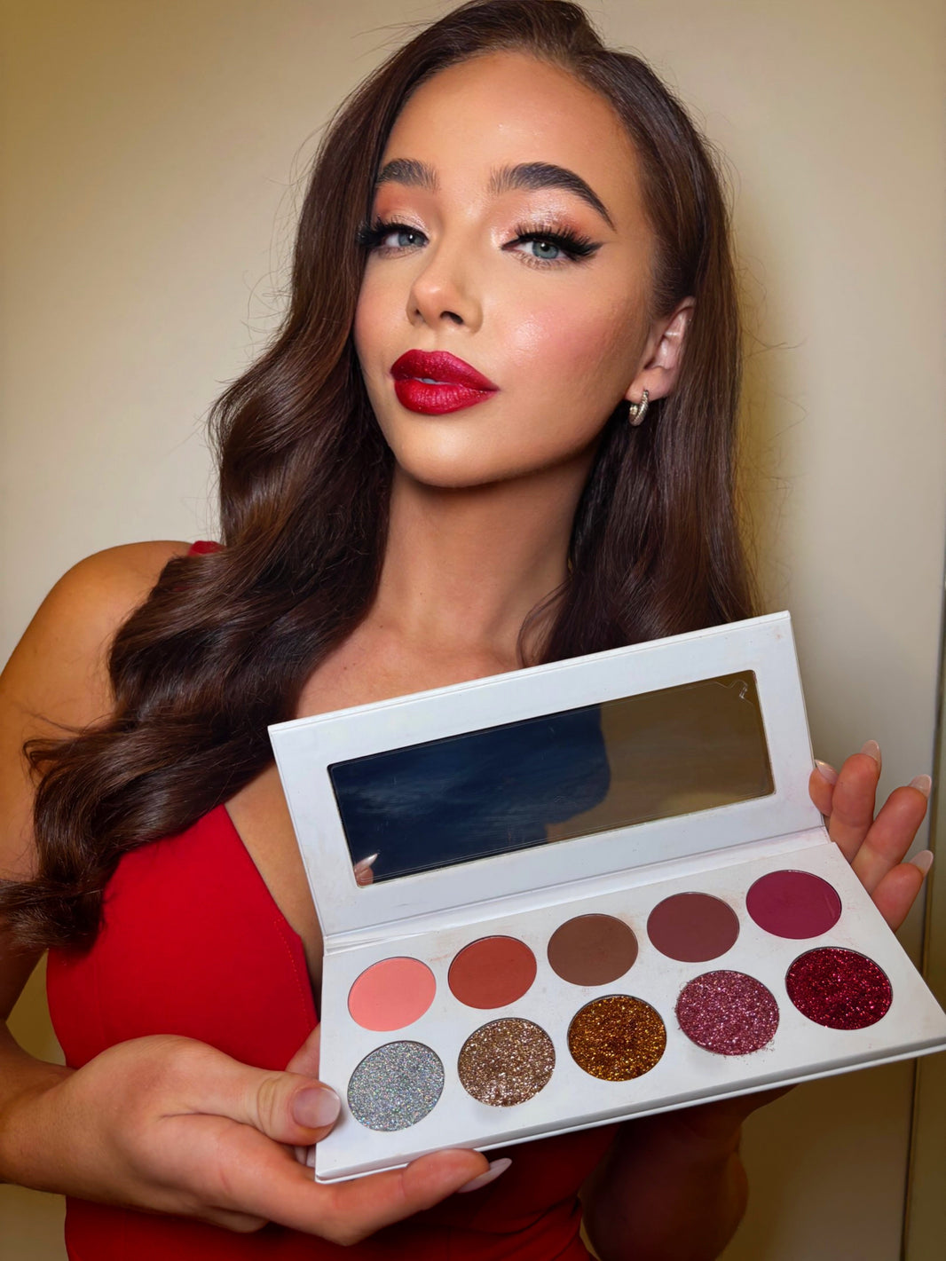 Ashunta Sheriff Beauty Unicorn II Glitter & Matte Shadow Palette-Ashunta Sheriff Beauty Unicorn II Glitter & Matte Shadow Palette