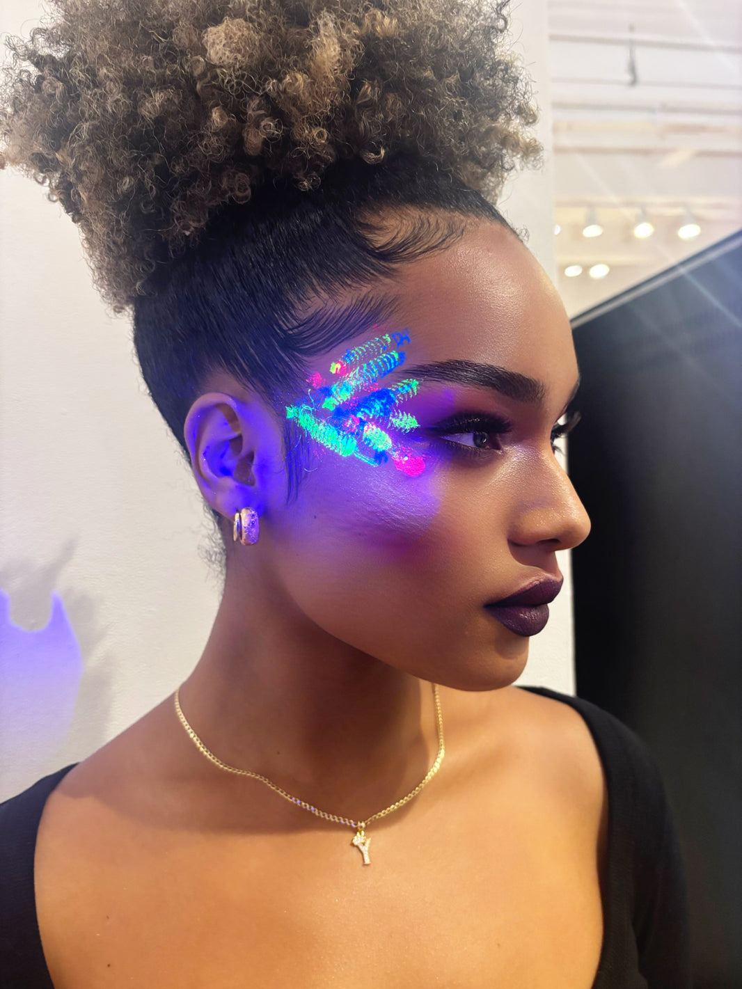 Ashunta Sheriff Beauty UV Glow Vegan Liner Pen-Ashunta Sheriff Beauty UV Glow Vegan Liner Pen