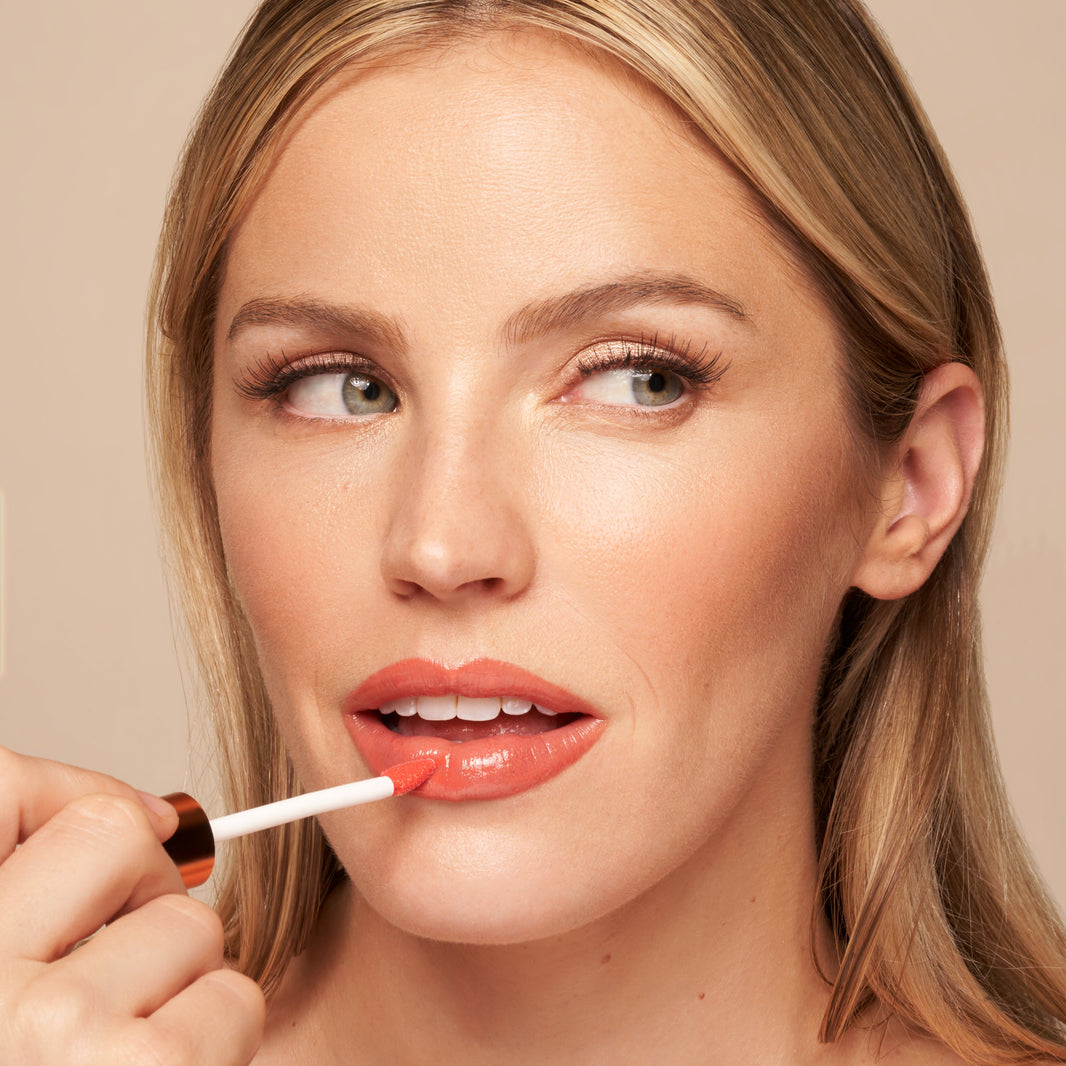 Luxe Lip Nourishing Oil with Hyaluronic + Vitamin E-Luxe Lip Nourishing Oil with Hyaluronic + Vitamin E