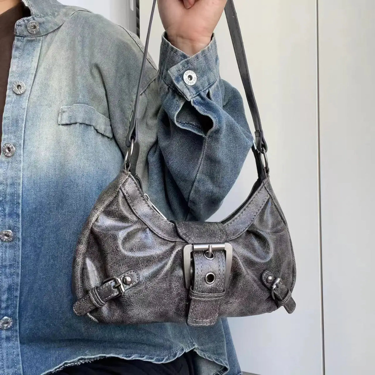 HEONYIRRY Maillard Style Retro Small Bag Spicy Girl Y2K Wasteland Vintage Leather Shoulder Armpit Bag - Zipper Closure-HEONYIRRY Maillard Style Retro Small Bag Spicy Girl Y2K Wasteland Vintage Leather Shoulder Armpit Bag - Zipper Closure