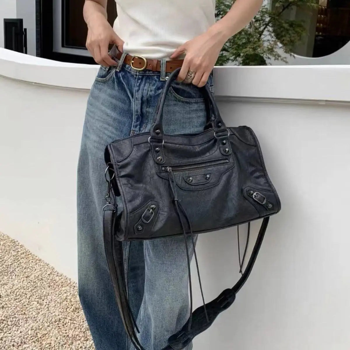 Brand PU Leather Crossbody Shoulder Bag For Women City Tote With Saddle Shape Y2K Street Style - Durable PU Leather-Brand PU Leather Crossbody Shoulder Bag For Women City Tote With Saddle Shape Y2K Street Style - Durable PU Leather