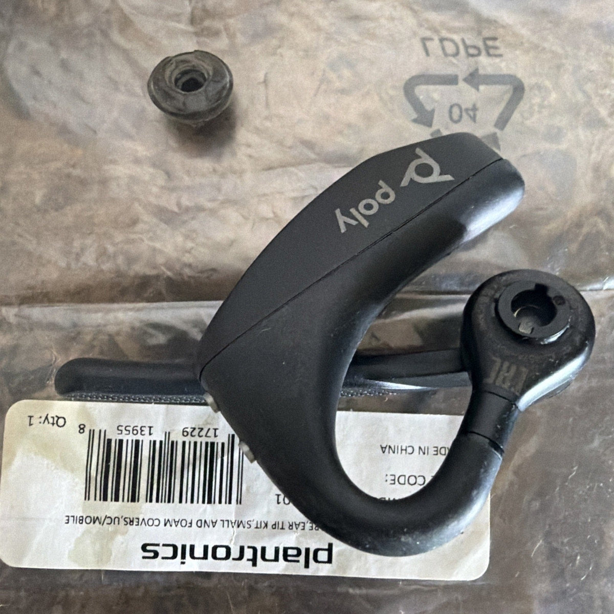 Poly Voyager 5200 UC Bluetooth Headset POTE16 NEAR MINT CONDITION-Poly Voyager 5200 UC Bluetooth Headset POTE16 NEAR MINT CONDITION