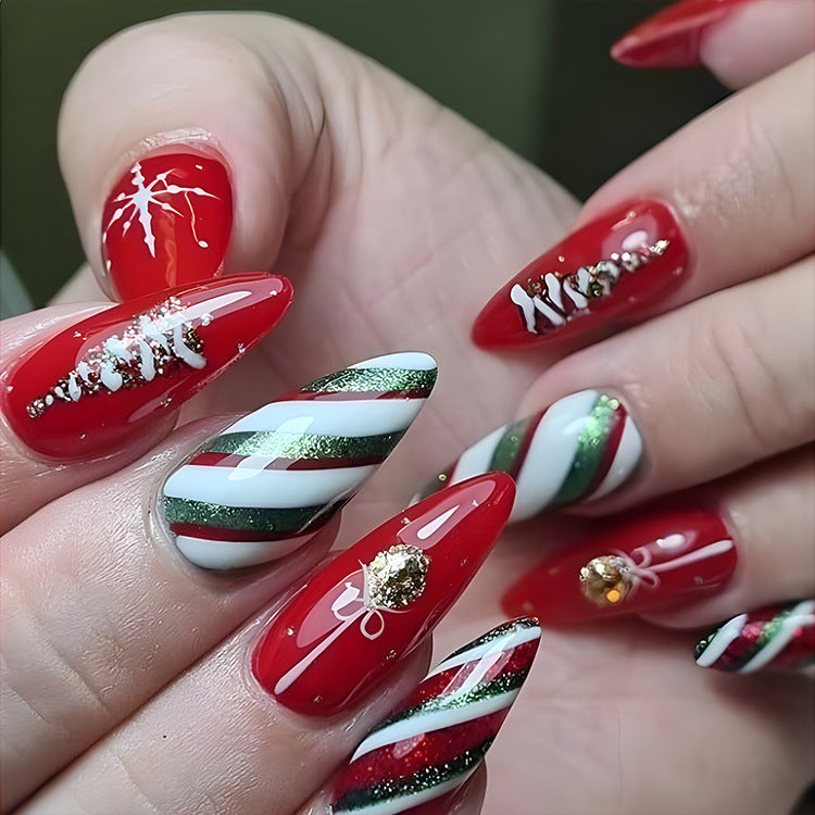 24pcs Christmas False Nails Hat Striped Snowflake Nail Art Stickers For Parties Dances Or Holiday Wear-bee2fdd132afdc4dca55fe10804fc4a9
