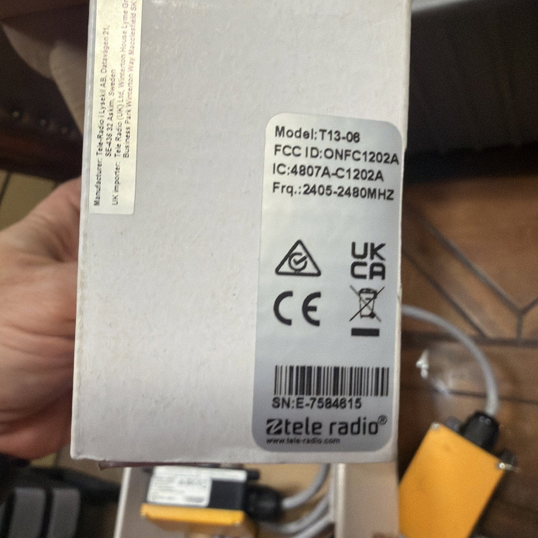 Tele Radio Wireless Remote System R17-01 x2 + T13-06 x3 Set-Tele Radio Wireless Remote System R17-01 x2 + T13-06 x3 Set