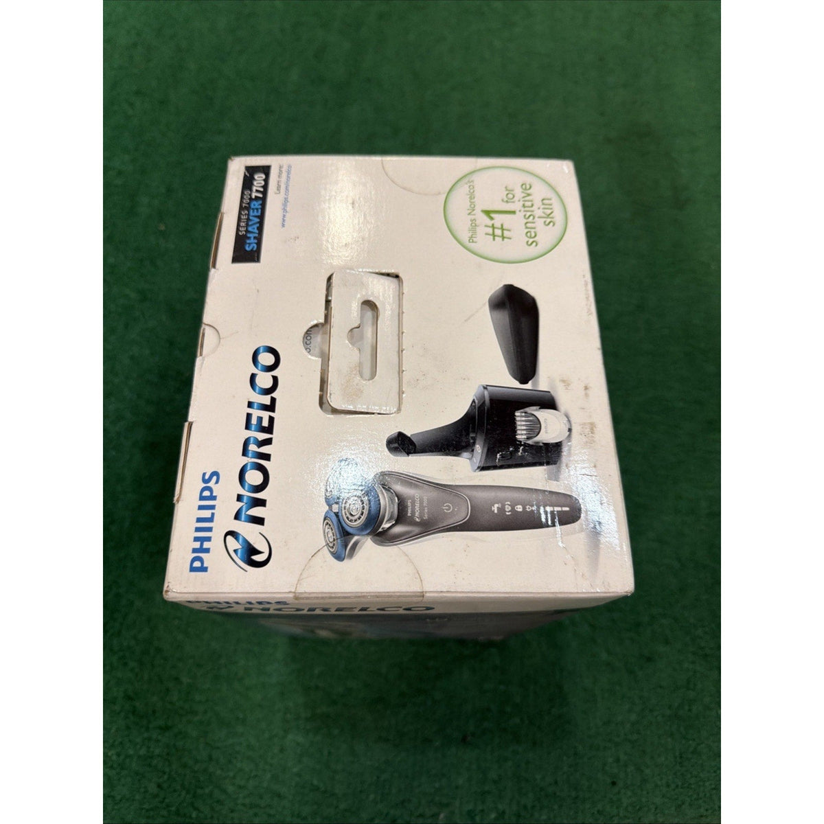 Philips Norelco 7700 Cordless Rechargeable Men's Shaver-Philips Norelco 7700 Cordless Rechargeable Men's Shaver