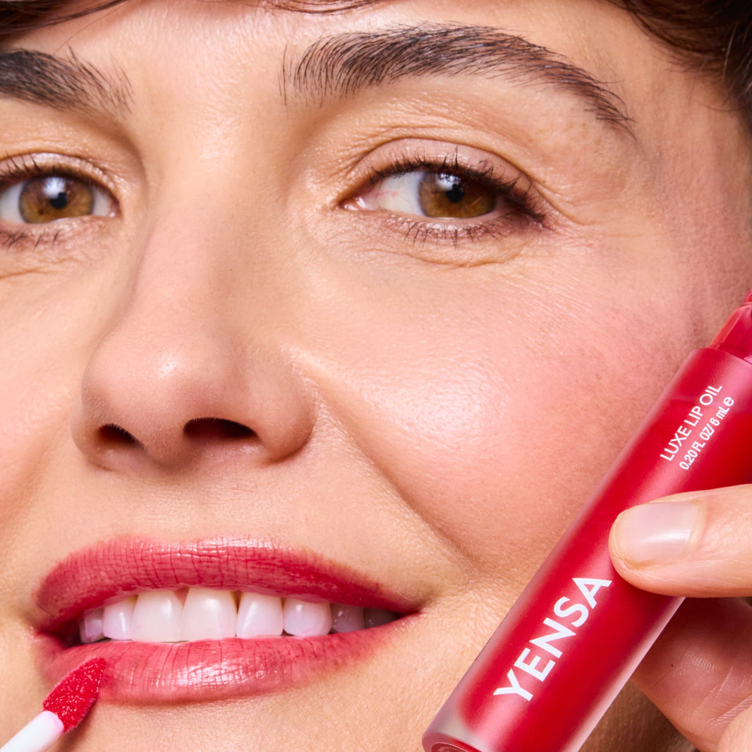 Luxe Lip Nourishing Oil with Hyaluronic + Vitamin E-Luxe Lip Nourishing Oil with Hyaluronic + Vitamin E