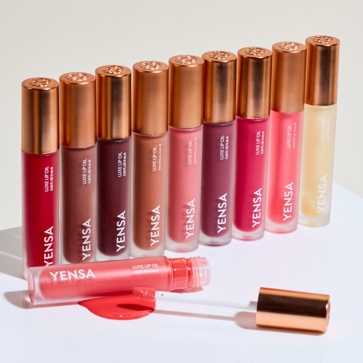 Luxe Lip Nourishing Oil with Hyaluronic + Vitamin E-Luxe Lip Nourishing Oil with Hyaluronic + Vitamin E